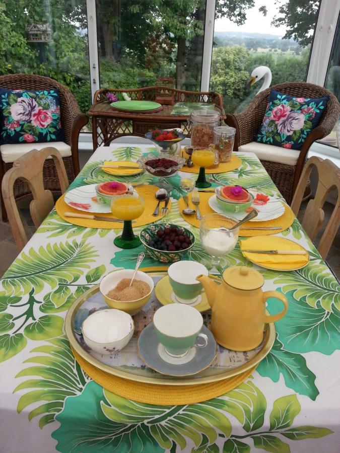 Folly Studio Bed And Breakfast Bungay Exterior photo